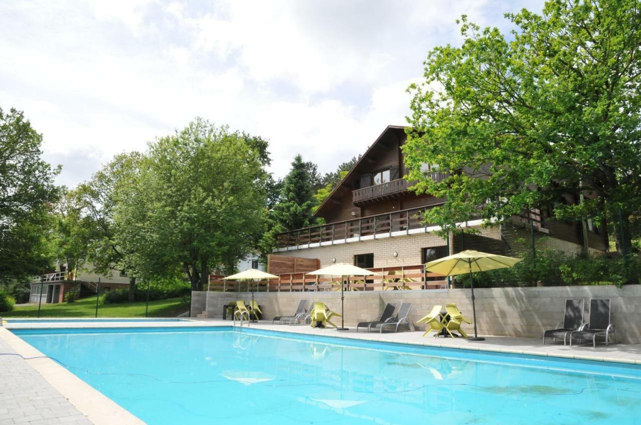 Chalet Des Coucous Waulsort Exterior foto
